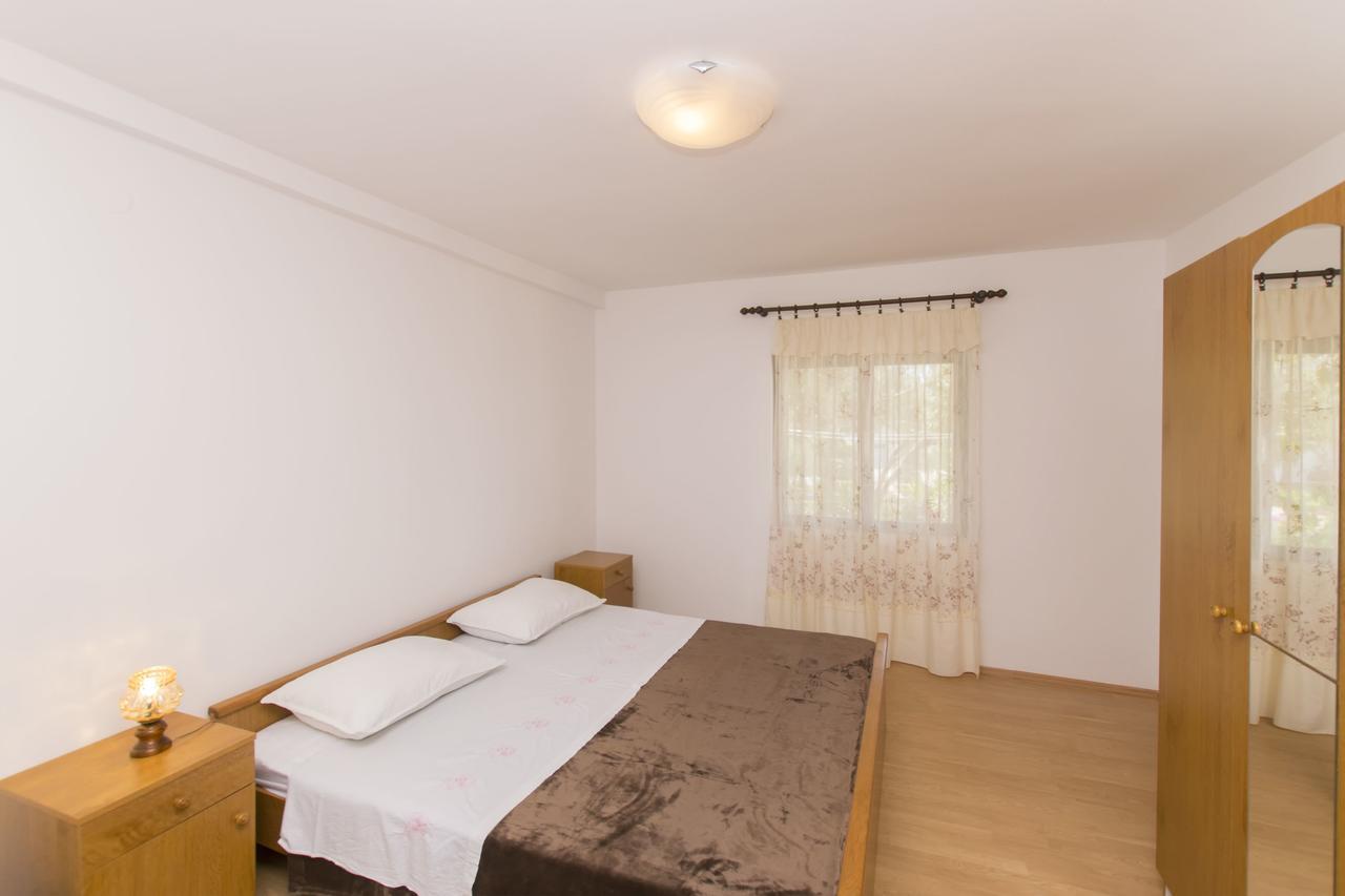 Apartments Sanja Povljana Eksteriør bilde