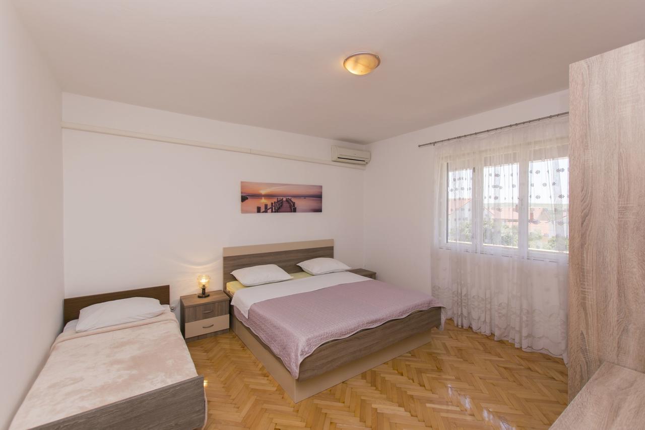 Apartments Sanja Povljana Eksteriør bilde